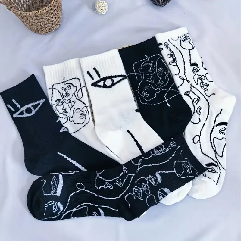 

Abstract Line Art Creative Mid Calf Socks Trendy Sports Cotton Socks for Men Women