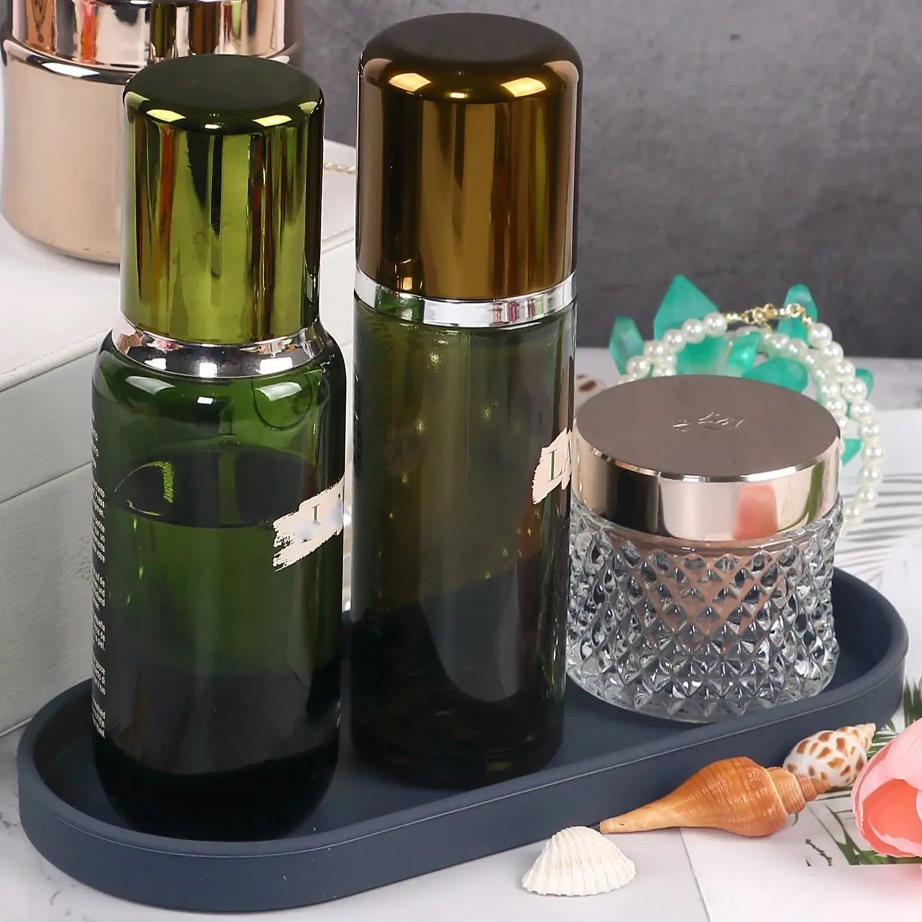 1pc Countertop and Vanity Tray - Shatterproof Silicone Kitchen and Bathroom Trays for Counter, Kitchen Sink Soap Dispenser Tray,