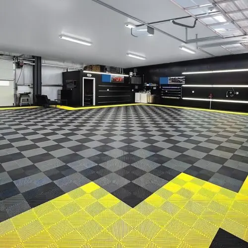2025 Hot Sale 18mm PP Interlocking Garage Floor Tiles Easy Click Modern Plastic Flooring Grating for Private Garage Workshop
