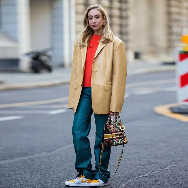 Autumn and Winter 2021 New Women's Long-sleeved Temperament Trend Solid Color Lapel Single-breasted Loose-fitting Glossy Jacket