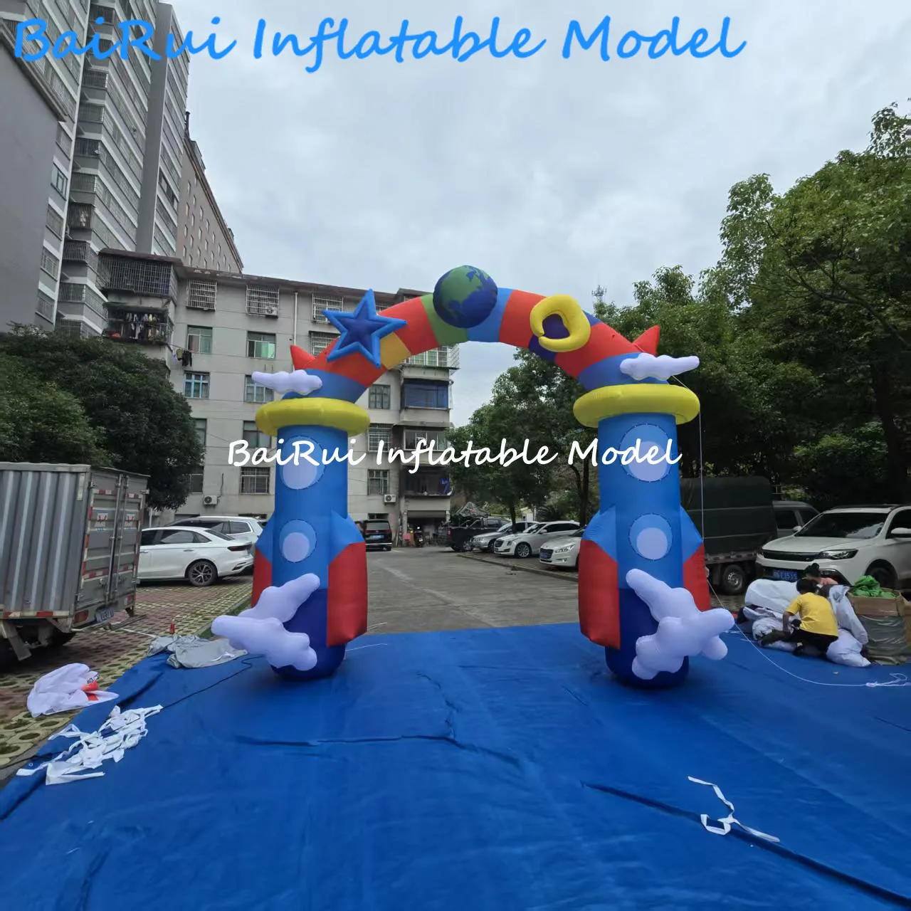 Giant Inflatable Arch Cosmos Theme Air Blow Entrance Archway with Earth Planet/Star/Cloud Outdoor Event Decoration Props for Ad