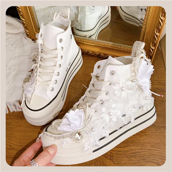 New Thick Bottom Lace Up Canvas Shoes Sweet Dingzhu Crystal Little White Shoes