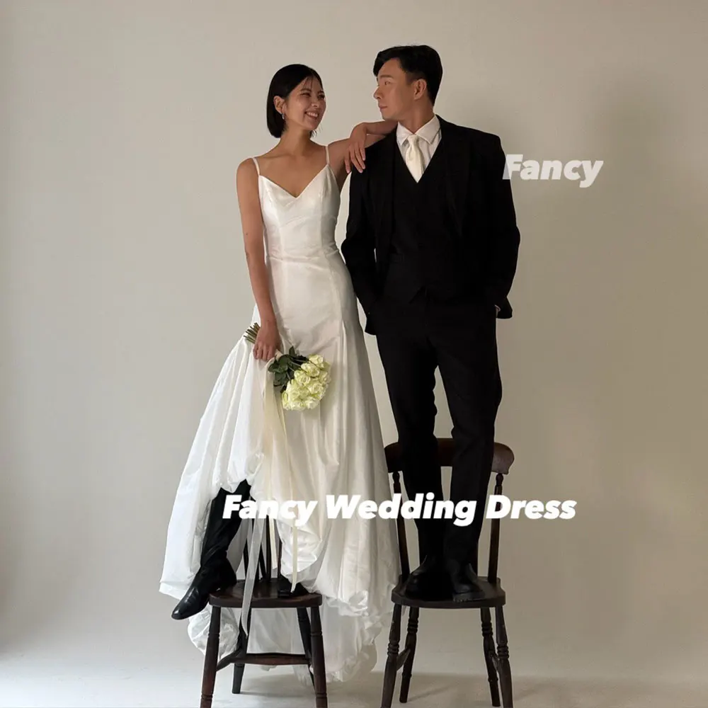 Fancy Spaghetti Straps V Neck Wedding Dress Korea Photo Shoot Taffeta A Line Evening Dress Back Corset Customized