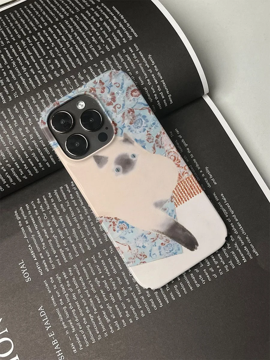 Vintage INS Oil Painting Siamese Cat Artistic Lovely Phone Case for iPhone 17 16 15 14 11 12 13 Pro Max Plus Back Cover
