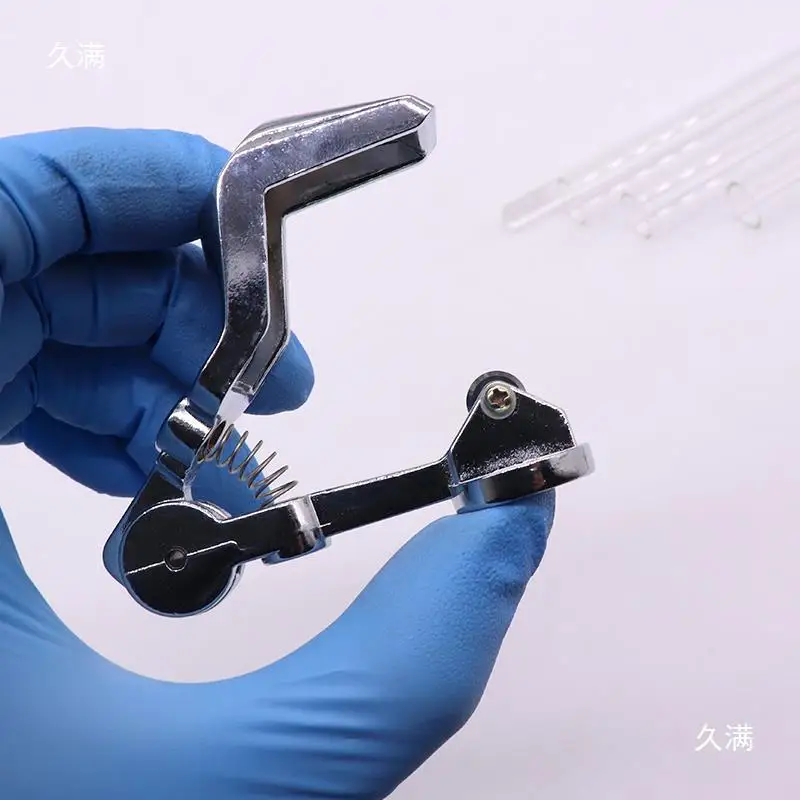 

1pcs Lab Zinc Alloy Cutter with Carbide Roller Blade for Cutting Glass Test Tube or Glass Rods
