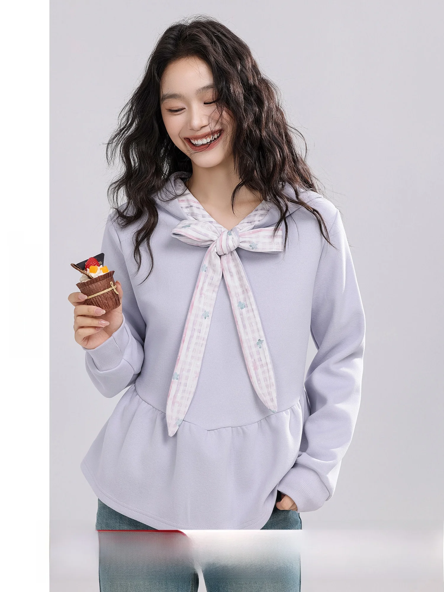 

Новая женская толстовка Sweet Knot: модный дизайн с вставками, хлопок/полиэстер, длинный рукав, прямой крой, осенняя коллекция