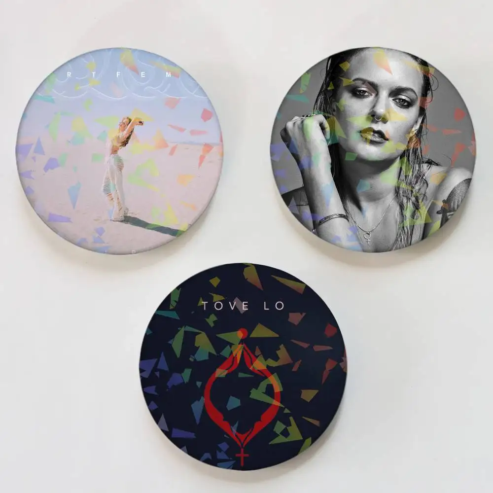 Singer T-Tove Lo Badges Redondo Laser Badge Broche Acessórios para mochila