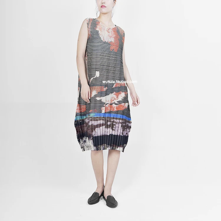 

HOT SELLING Miyake Print dress sleeveless round collar fold BUD dress fashion IN STOCK