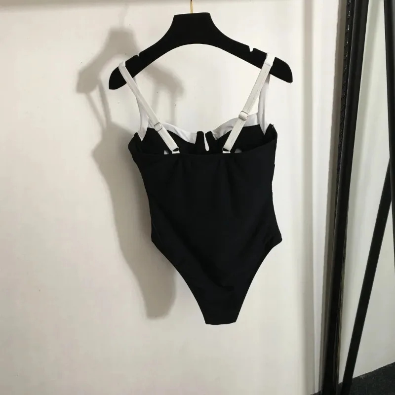 

2024 Summer women's new, bathing suit sexy fashion backless letters, strapless suspenders, beach wind swimsuit, women's wear