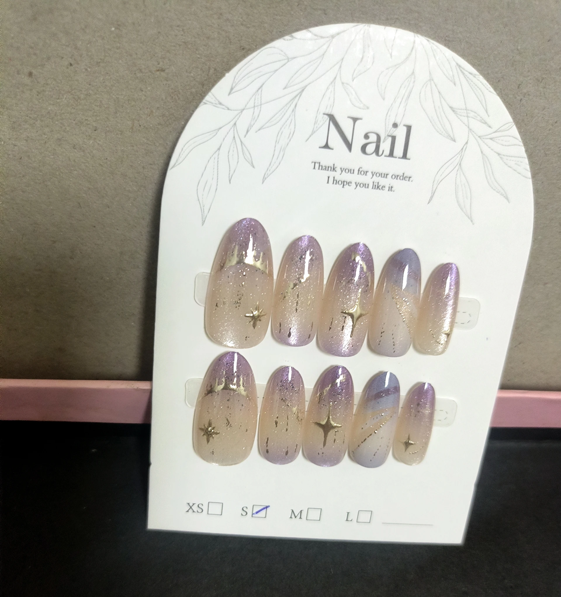 10 Pezzi Unghie Finte Effetto Occhio di Gatto Viola con Stelle Argentate, Unghie Finte Riutilizzabili a Mandorla Ovale, Unghie Francesi da Donna