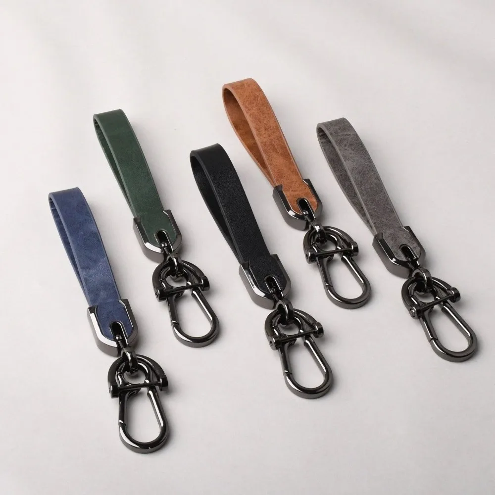 Gifts Multifunctional Leather Car Keychain Portable Anti Loss Waist Hanging Keychain Ring for Men and Women