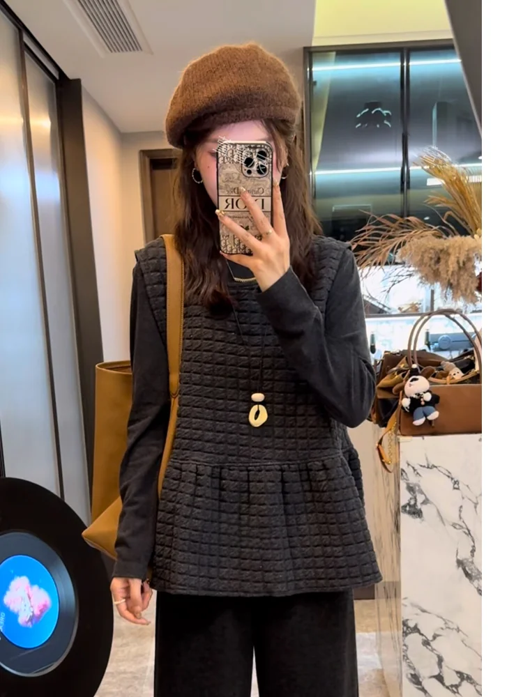 

Стильный комплект из фланелевого жилета и тонкой футболки Xuanxuan Chen Wer Biscuit, модный осенний вариант, модель 895, с круглым вырезом, стандартный крой