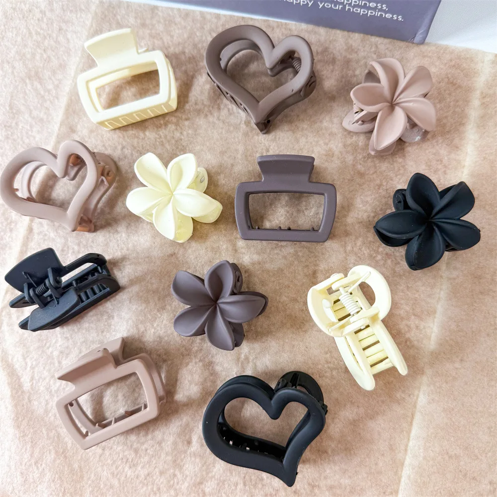 2025 جديد جودة عالية شكل هندسي مشبك شعر أنيق عودة رئيس Hairwear مشبك شعر موضة إكسسوارات الشعر للنساء والفتيات