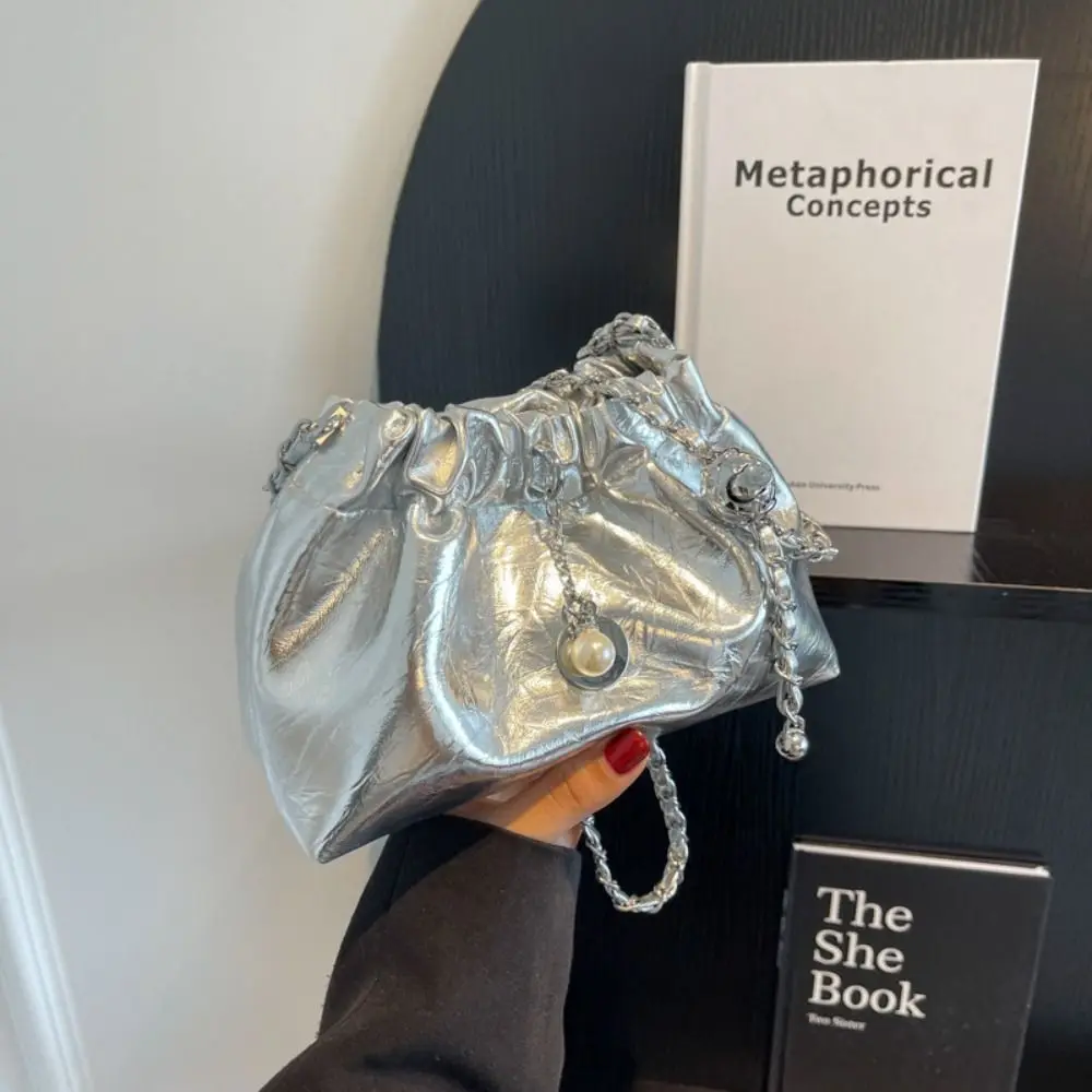 

Pearl Pendant Silver Bucket Bag Korean Style Metal Chain PU Leather Crossbody Bag Chain Bag Solid Color Shoulder Bag Makeup Bag
