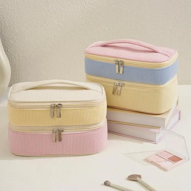 Doppellagige Cord-Kosmetiktasche mit großer Kapazität und Bürsten-Aufbewahrungsfächern, perfekt für Reisen und den täglichen Kosmetik-Organizer. – Detail 10