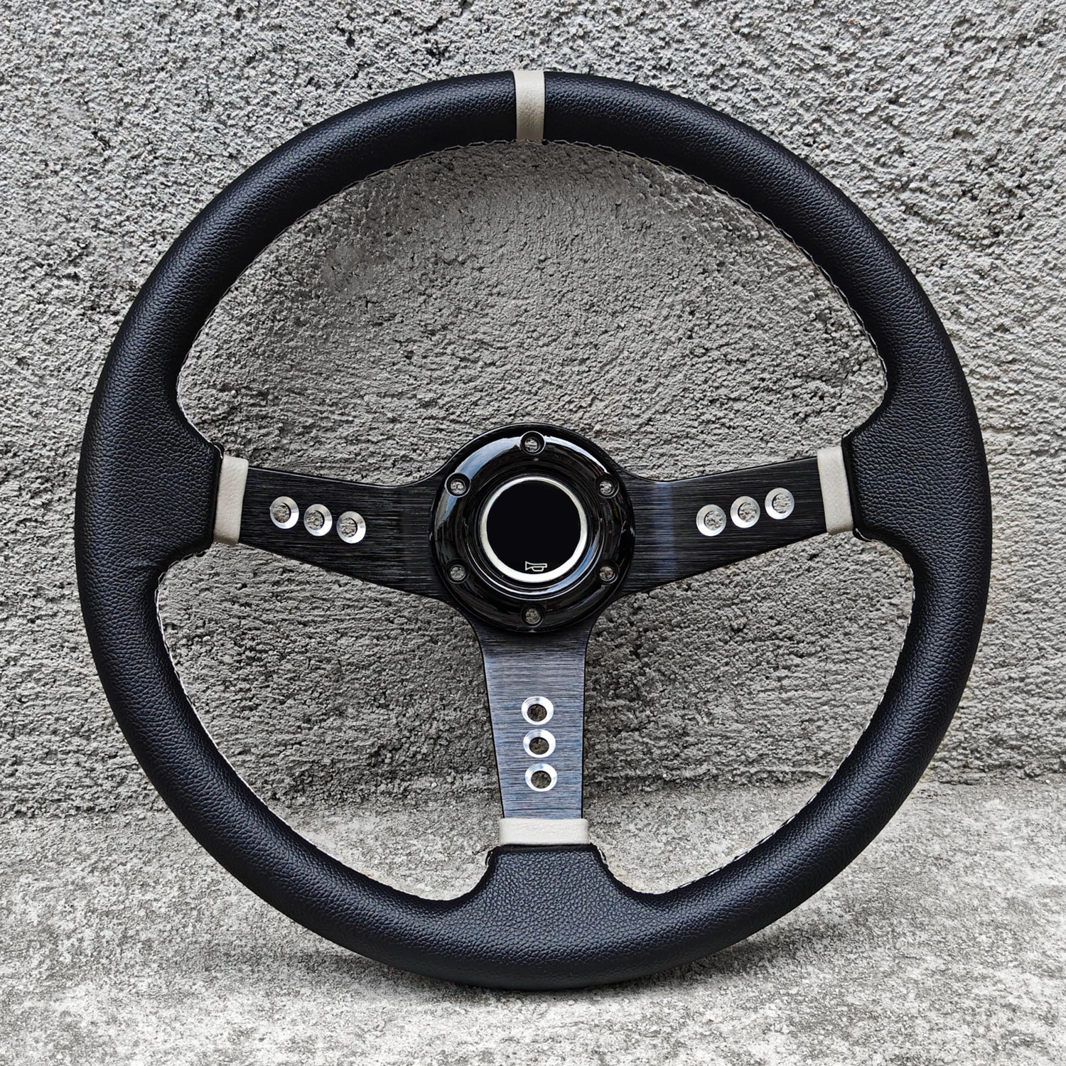 عجلة قيادة عالمية من كلوريد البولي فينيل ، انحراف عميق للذرة ، عجلة قيادة ، 14 في ، ساعة رياضية