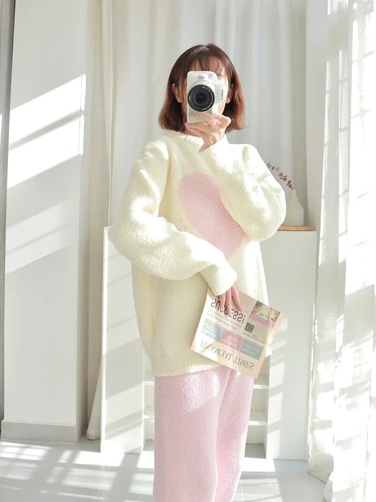 Half Velvet Love Pajamas Winter Women's 2023 New Coral Velvet Thickened Sweet Outfit Home Suit