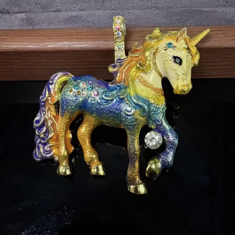 Medieval vintage enamel color unicorn pendant light luxury temperament personalized necklace KF magnetic unicorn pendant