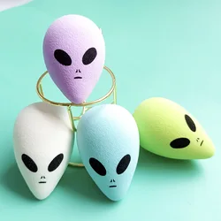 1PCS Halloween Alien Sponge Powder Puff Printed Emoticon Makeup Egg New Beauty Makeup Tools Cute Cosmetics Sponge Accessoies