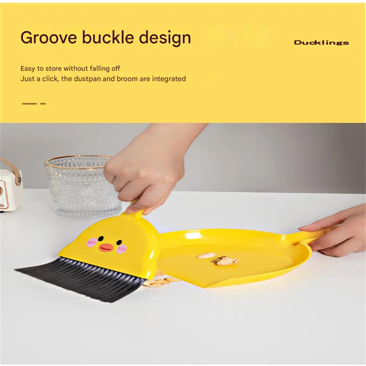 مكنسة بطة صفراء صغيرة ومجرفة لتنظيف سطح المكتب مكنسة صغيرة مكتب طالب للأطفال مع مجموعة مكنسة صغيرة