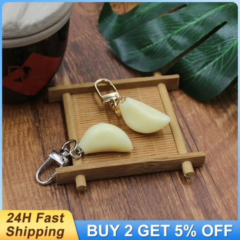 Statement Key Holder Unique Jewelry Charm Vegetable Model Pvc Gift Creative Garlic Petal Key Chain Interesting For Women Men Fun