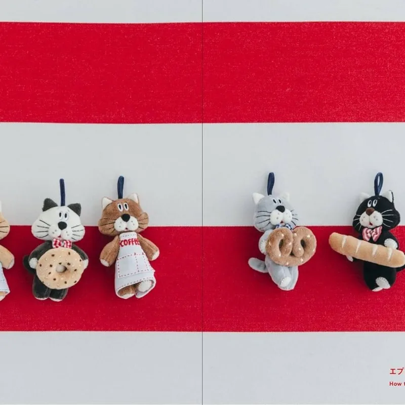 Handmade Sewing Doll Tutorial Book Small Cat and Bread Plush Doll Made with Boa and Felt DIY Illustrated Guide