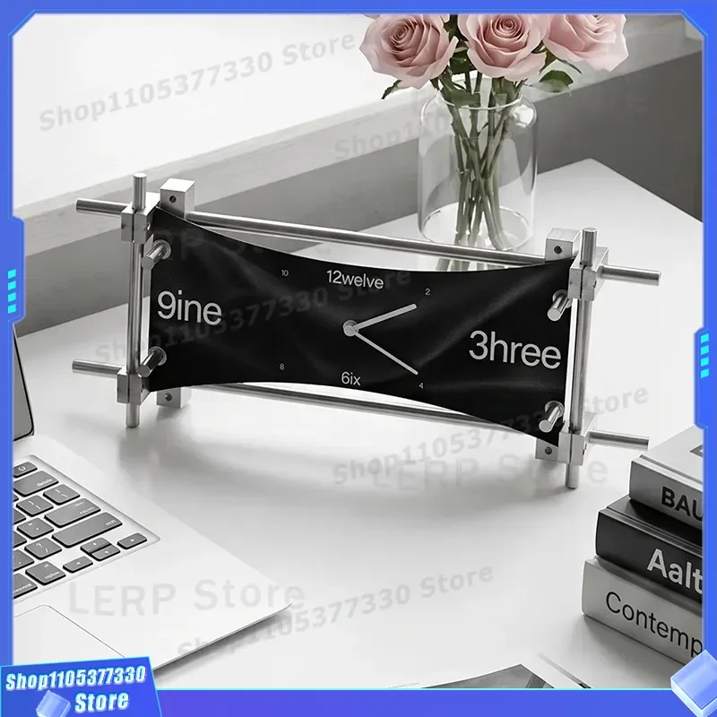 2026 New Light Luxury High End Light Sensitive Axis Clock Kite Design Modern Industrial Style Home Decor Gift Ornament for