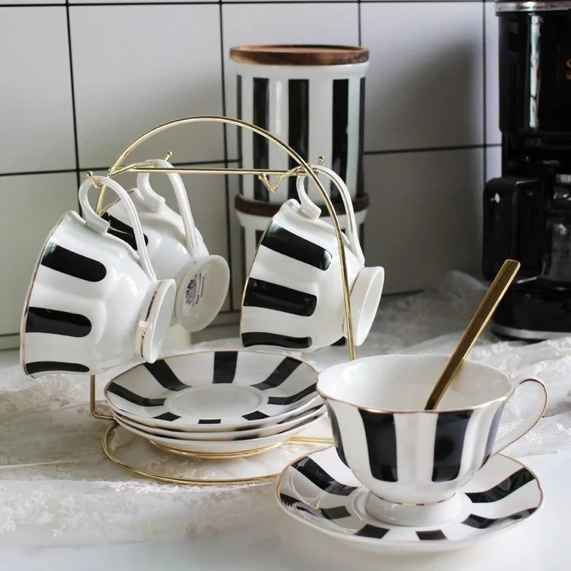 1pc Flower Shaped Coffee Cup Saucer Set European Style Ceramic Afternoon Tea Set Fine Bone China Tea Cup Gold-rimmed Drinkware