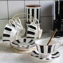 1pc Flower Shaped Coffee Cup Saucer Set European Style Ceramic Afternoon Tea Set Fine Bone China Tea Cup Gold-rimmed Drinkware