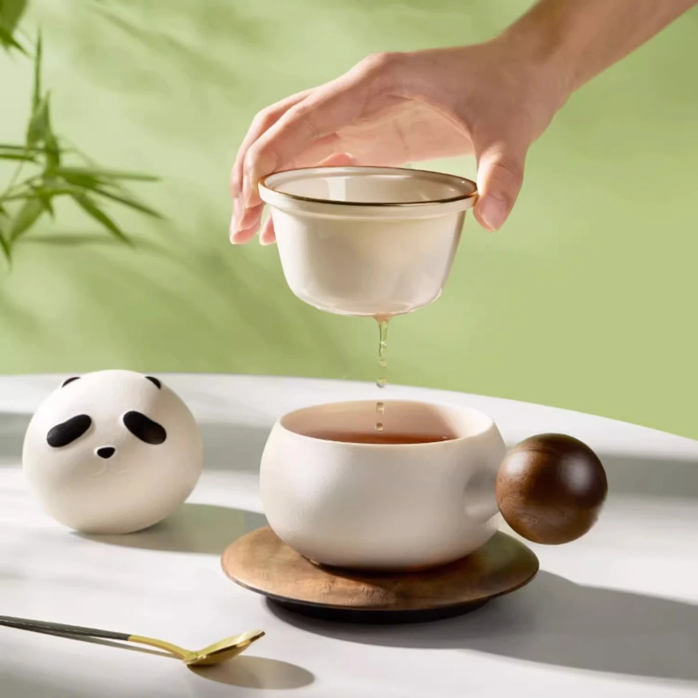 

Creative Household Cute Panda Travel Tea Set One Pot One Cup Portable Tea Set Outdoor Camping Tea Set Water Separation Cup Gift