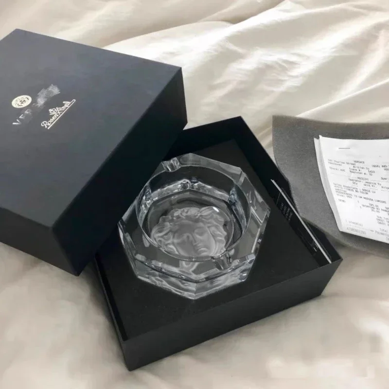 Crystal ashtray for living room and car, light luxury, high end fashion, boyfriend birthday gift