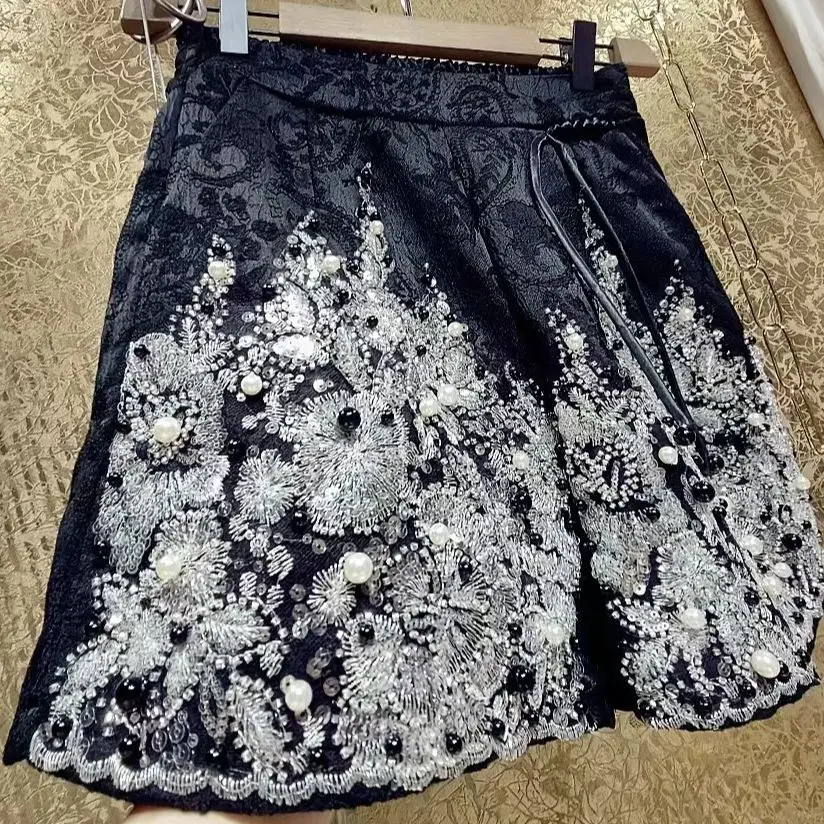 Luxury Style Beaded Sequined Embroidery Pantalones Cortos Wide Leg Shorts Women\'s Short Hot Pants Elastic Waist Short Trousers