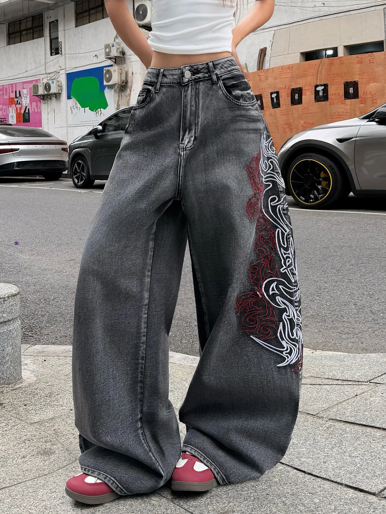 European And American Wide Leg Denim Pants With Dragon Pattern Flame Contrasting Embroidery Y2K High Waisted Gray Black Jeans