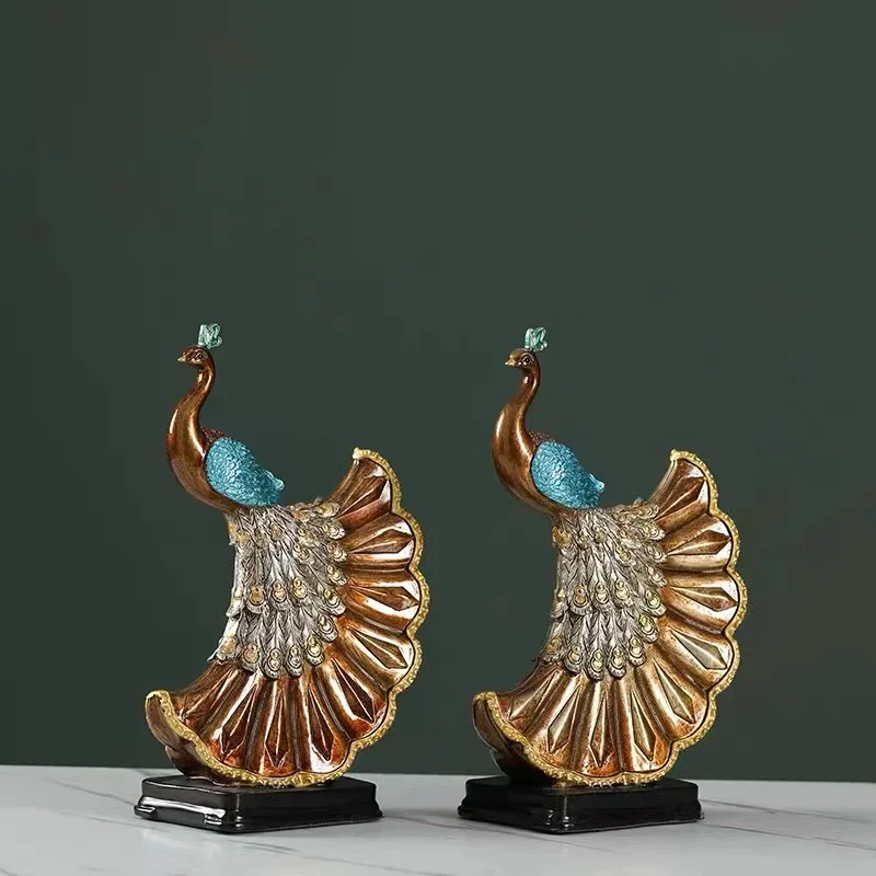 European-style auspicious peacock decoration living room wine cabinet TV cabinet decoration office desktop decoration art gift