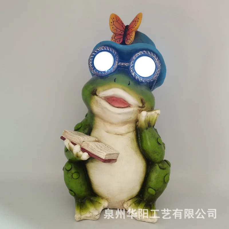 Wholesale garden solar spotlights, butterfly and frog ornaments, outdoor courtyard animal resin crafts decoration