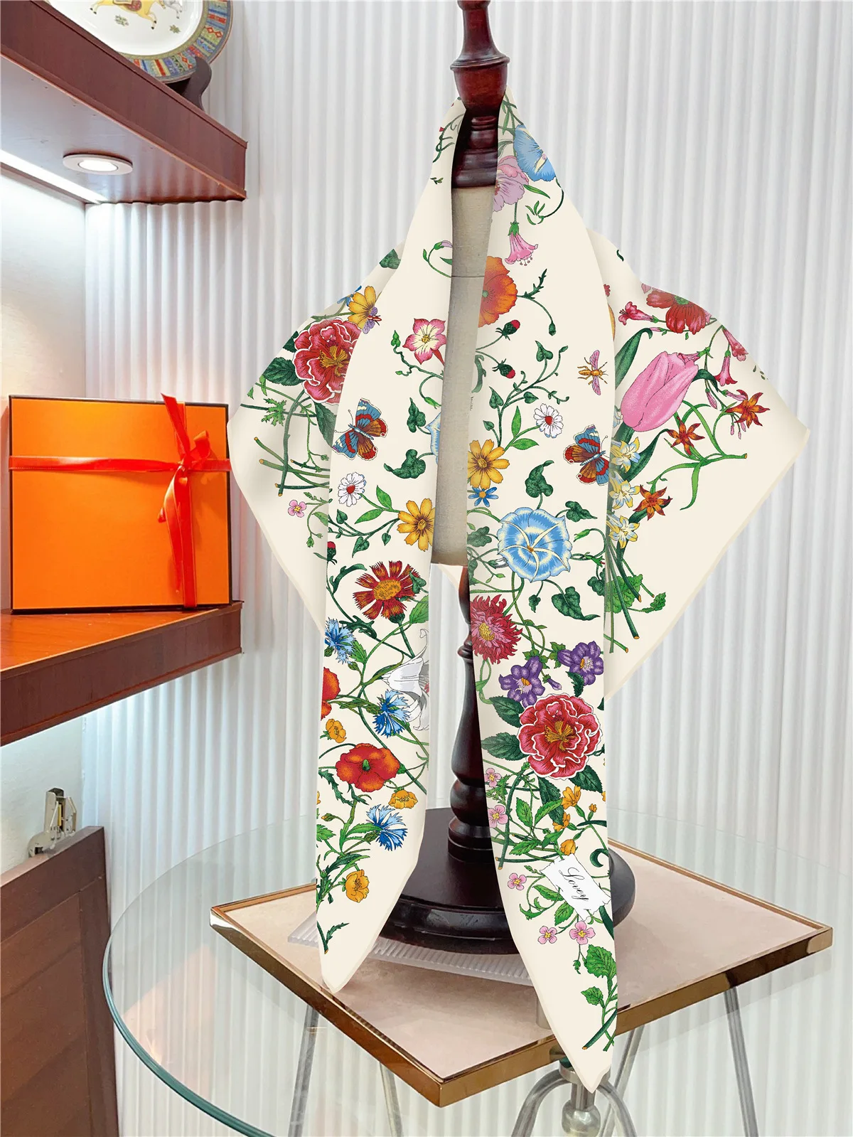 Thumbnail 2 - #12 Latest Silk Scarves Offers