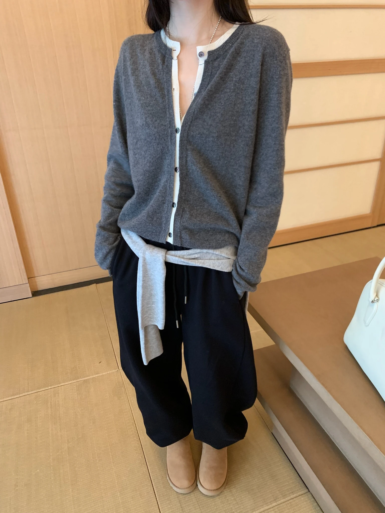 

Ladies' Full Wool Loose Faionable Knitted Sweater Autumn Winter Thi Warm Casual Sle Color Blo round Ne Button up Coat