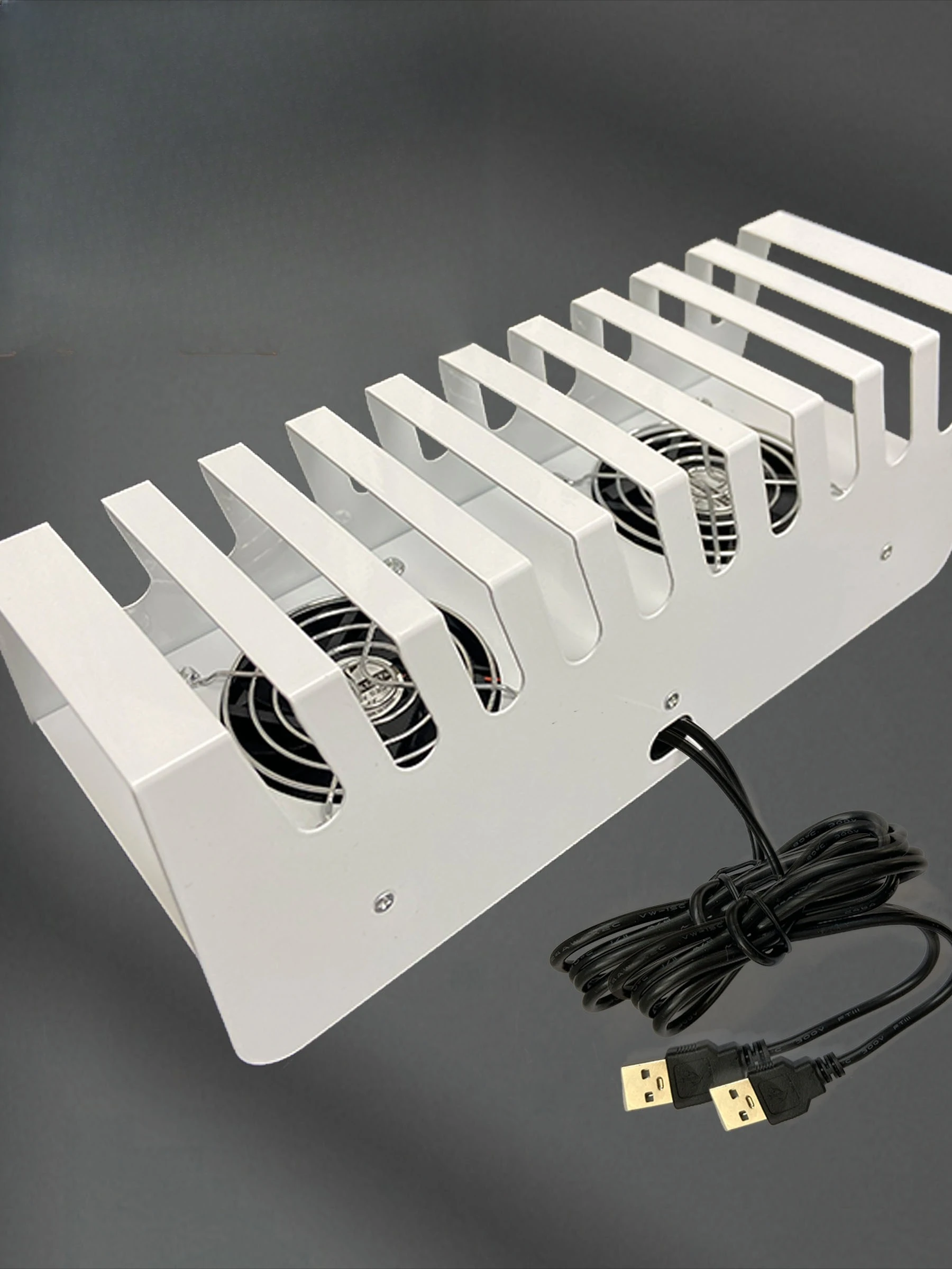 

Porous card position, mobile phone charging, storage, shelf placement, storage bracket