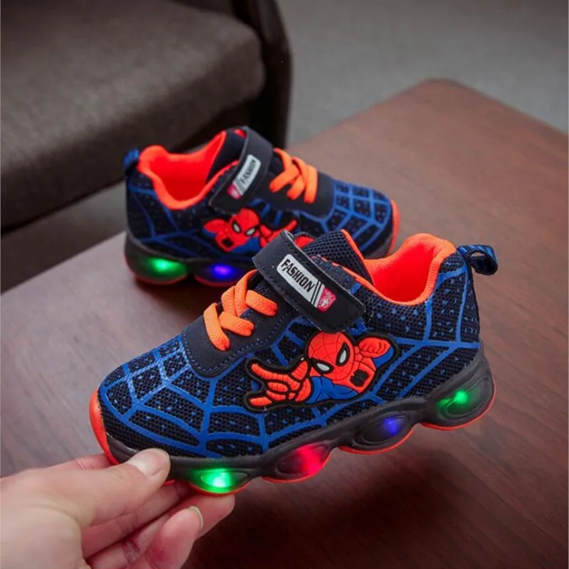 Super-herói Glowing Sneakers para crianças, Sapatos LED para meninas e meninos, Sapatos de corrida respiráveis para bebê, Crianças e crianças