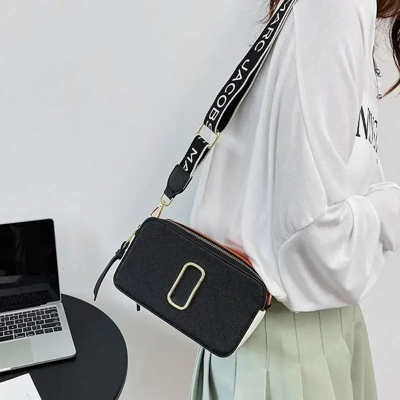 2022 New Simple Vintage Fashionable Camera Bag Trendy Niche Design Letter Crossbody Handbag From China Mainland For Women