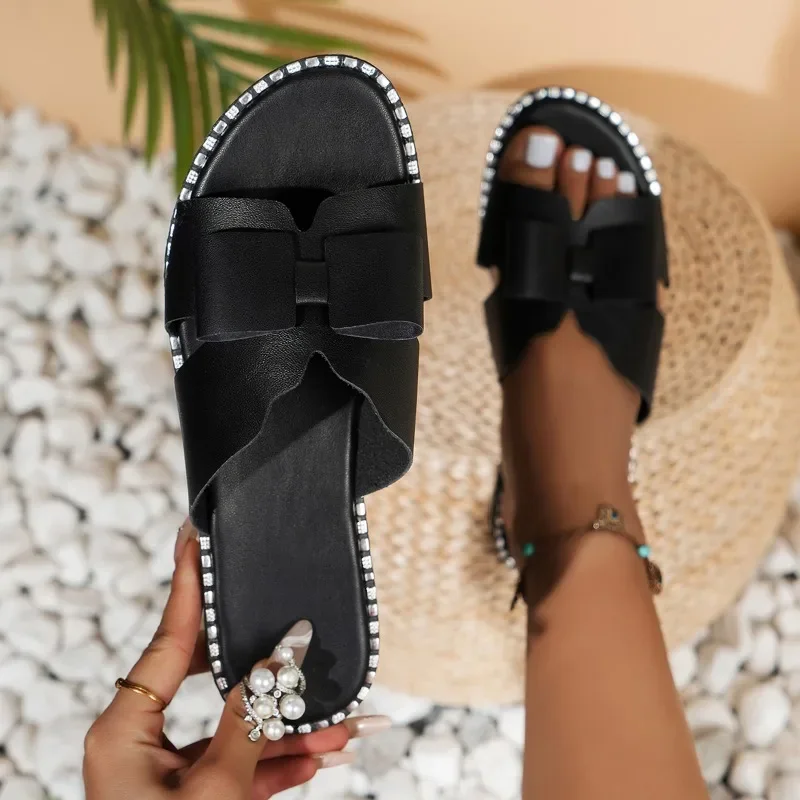 2024 Hete Verkoop Vrouwen Slipper Flat Met Antislip Strass Zomer Casual Comfortabele Effen Kleur Damesschoenen Plus Maat 36-43