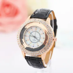 Trend ige Strass Skala Uhr Damen koreanische Ausgabe Gürtel uhr Mode Ball Quarz Uhr gefrostet einfach frisch und Freizeit reloj