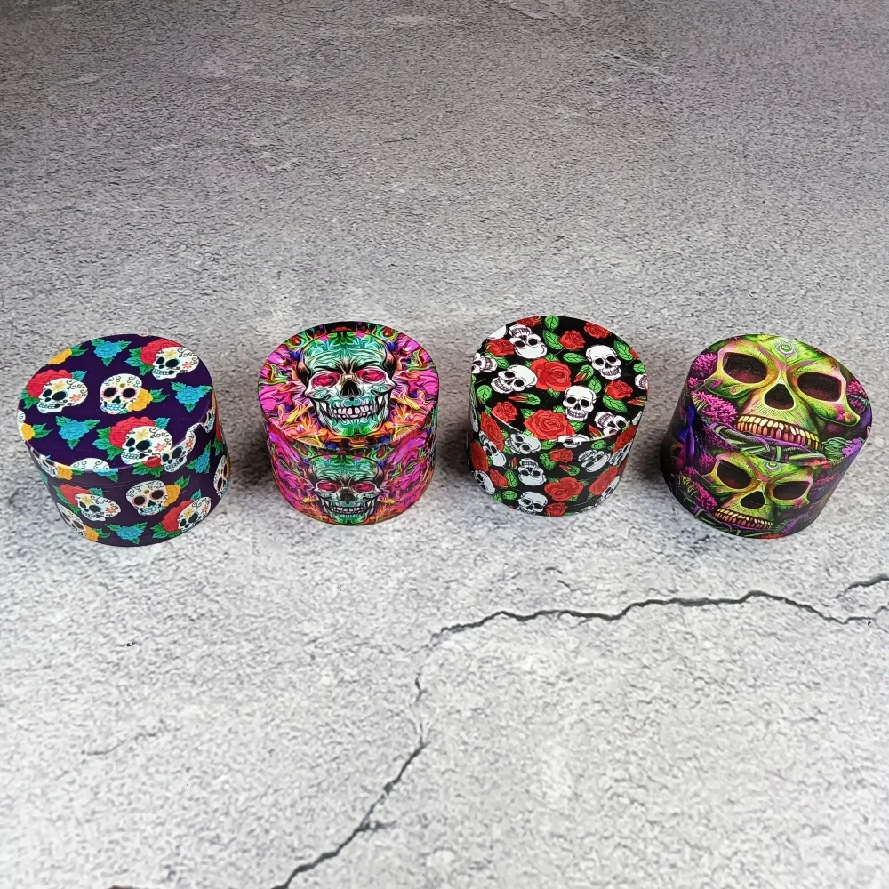 2 بوصة 50 مللي متر الجمجمة الكرتون المعادن عشب طاحونة العشب السيجار التبغ الفانيليا برعم طاحونة 4-Layers مطحنة هاون التدخين السجائر أداة