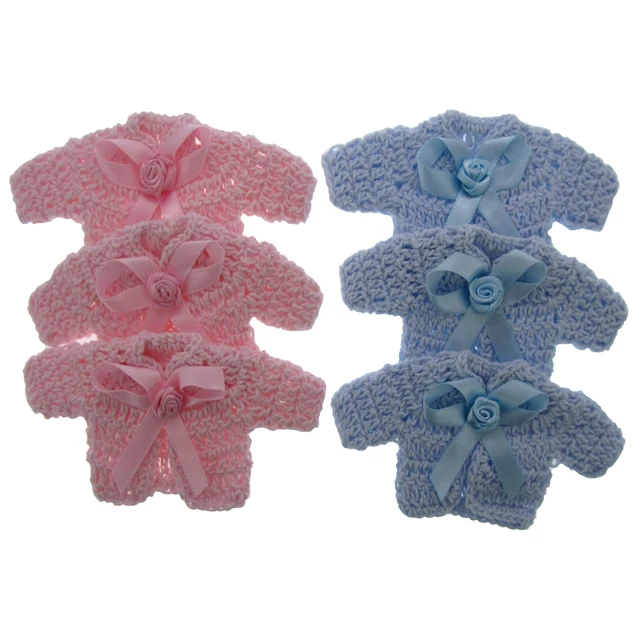12 sztuk ręcznie robione Mini bawełniany sweter szydełkowy kwiatowa wstążka na Baby Shower chrzest Party DIY dekoracja stołu 5x9.5cm