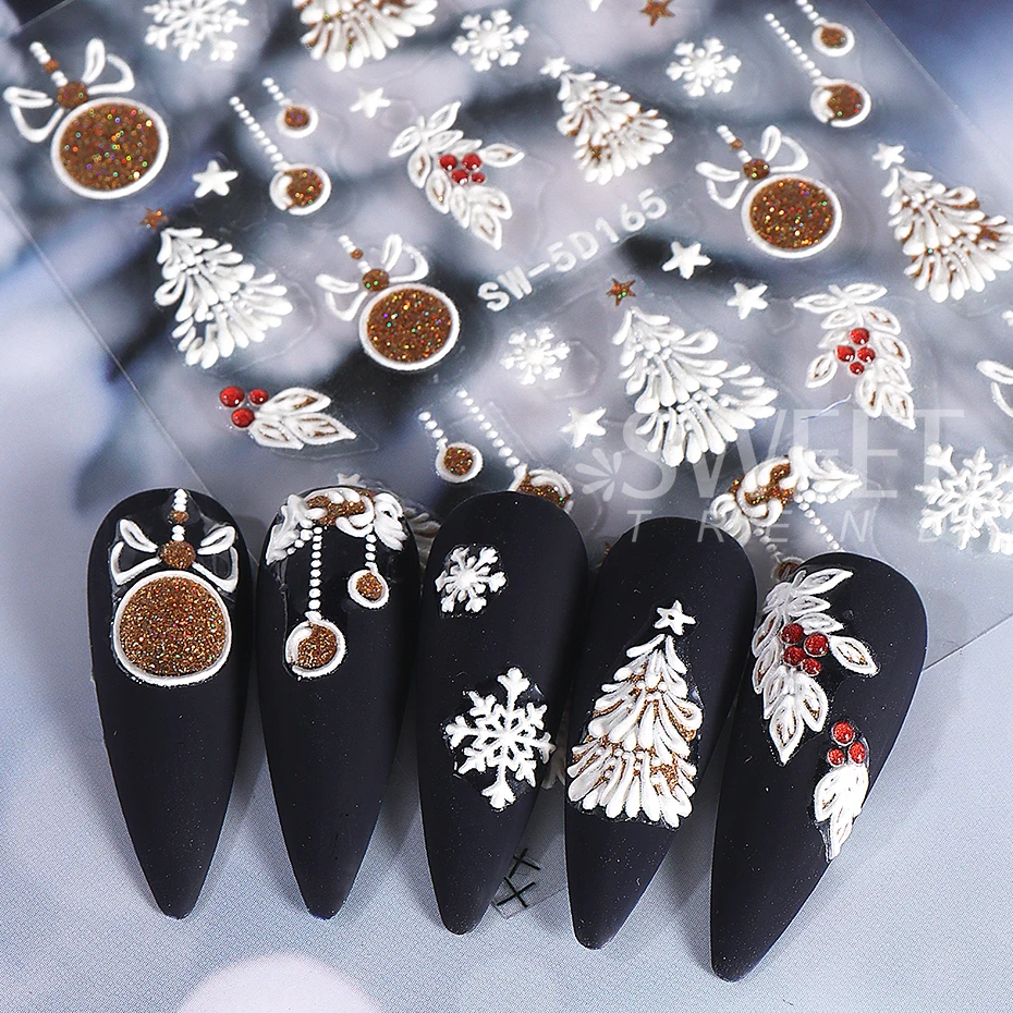 2 Stuks Reliëf Kerst Nail Art Stickers 5D Rose Rendier Holly Kerstboom Nail Decals Zelfklevende Sliders manicure Decoratie