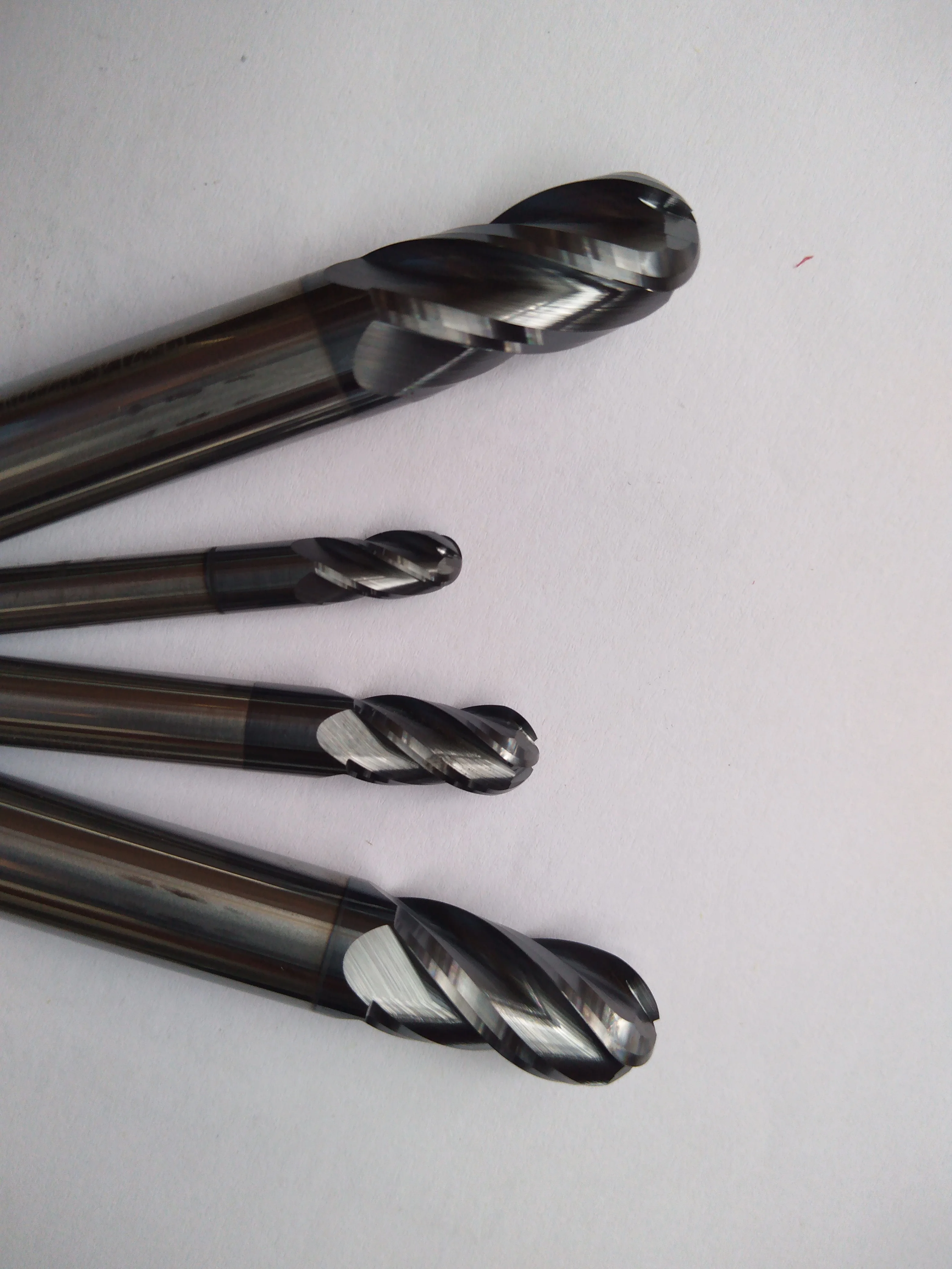 R3mm,R4mm,R5mm, R6mm HRC45 solid Carbide 4 Flutes Ball nose end mills Spiral Bit Milling Tools CNC Router bits