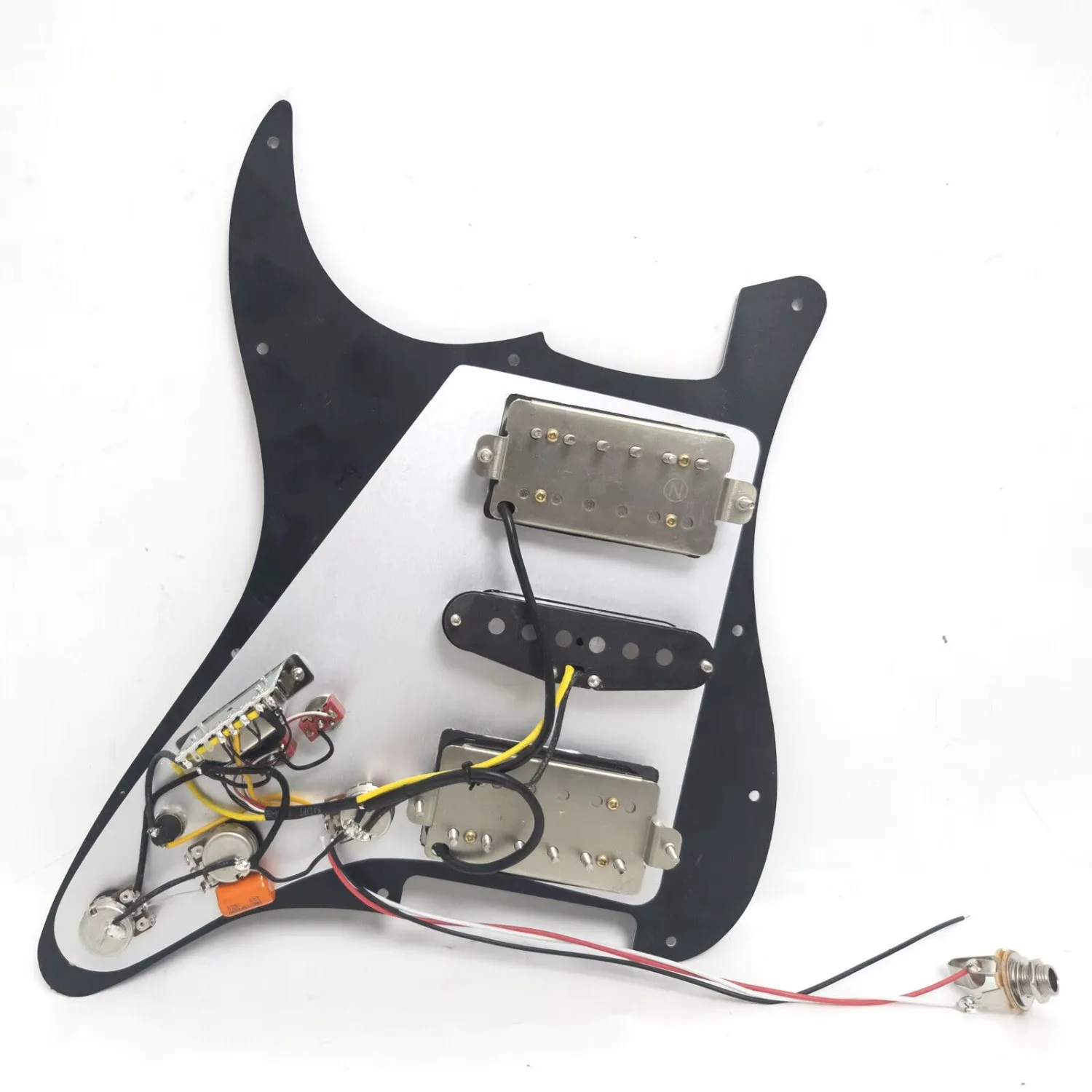 Pickguard محملة مسبقًا مع تقسيم الملف ألنيكو 5 هامبوكر التقاطات لقطع غيار الجيتار الكهربائي ST