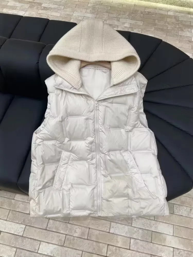 Women's Casual Warm Knitwear Removable Hat Jacket Women 2026 Autumn/Winter New Padded Puffer Coat White Duck Down Vest