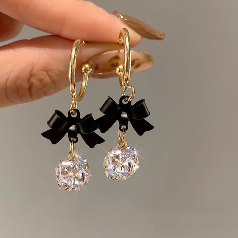 C-shaped Black Bowknot Zircon Earrings for Women Personalized Temperament Jewelry  High-end Sense Female Earrings