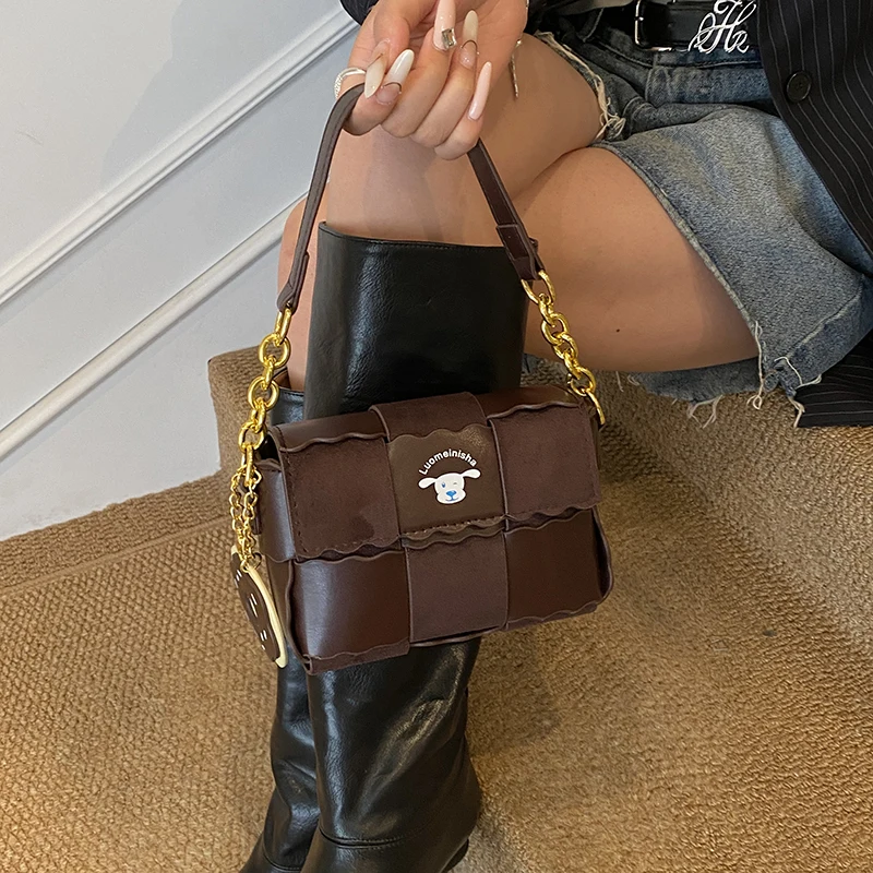 

Functional Women Crossbody Bag Water-Resistant Canvas Messenger Bag with Multiple Pockets for Hiking Travel and Daily Errands